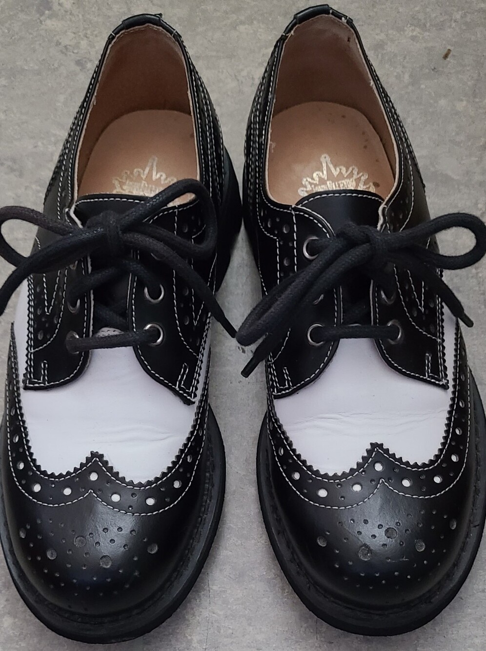John FLUEVOG  Classic Black & White Wingtip "Angels"